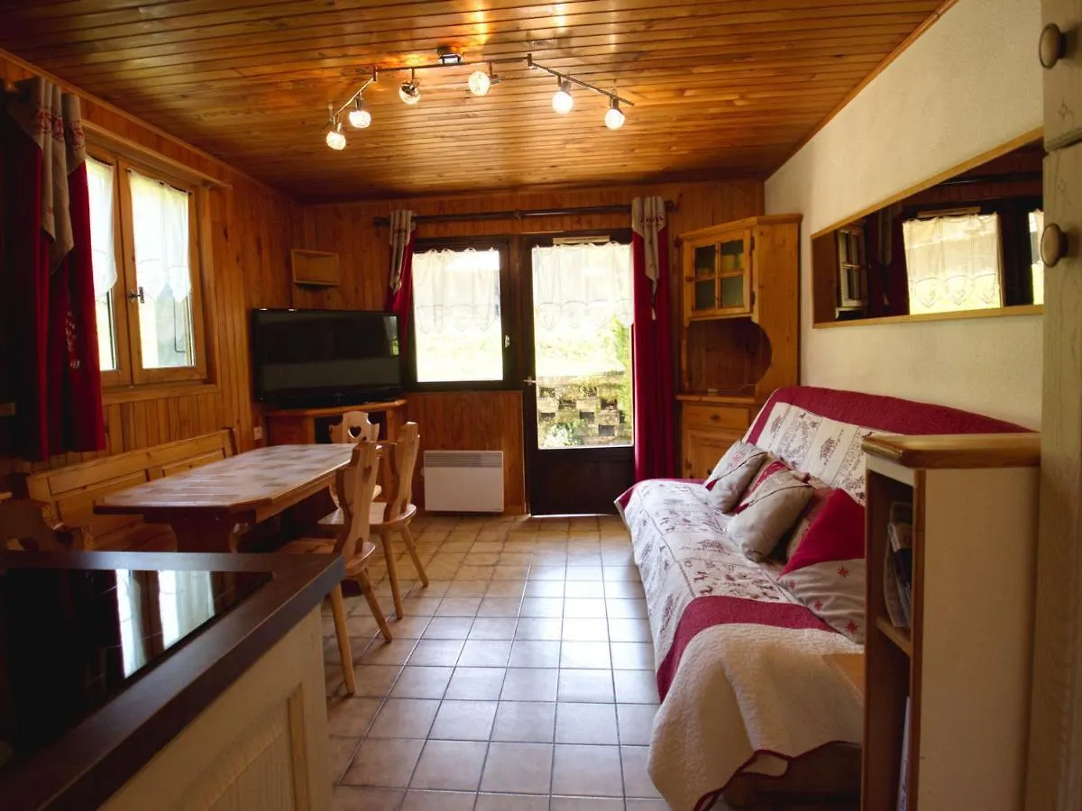 Appartement Cosy Pour 4 Pers Avec Terrasse, Proche Commerces Et Telecabine A Morillon - Fr-1-642-43